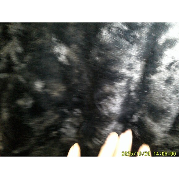 NWT M Womens Weatherproof Faux Fur Vest Lined Black New Snap Closure SOFT Pocket - Picture 7 of 7